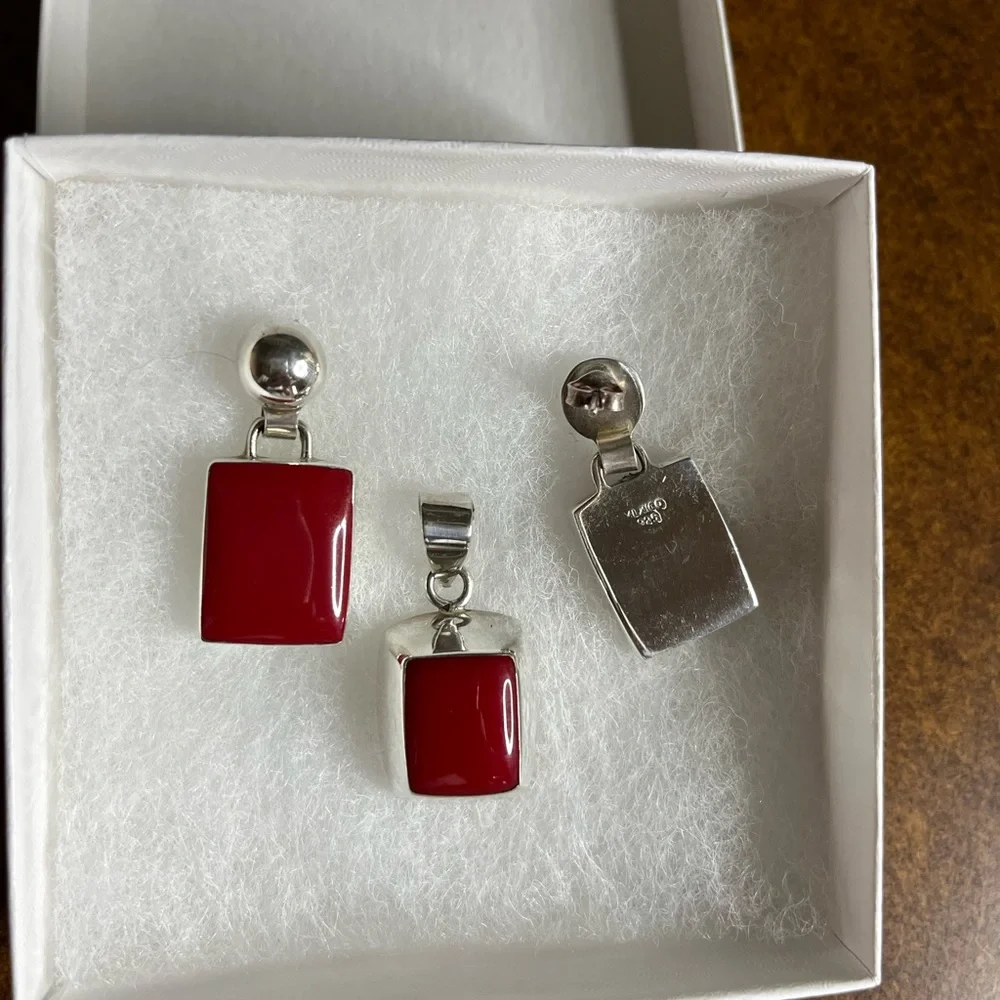 NWOT Vintage Mexican Solid Sterling Silver Red Enamel Pendant & Earrings - Picture 2 of 2